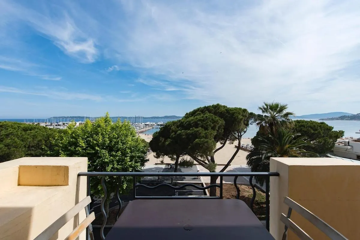 Vue Golfe St Tropez A Ste Maxime Yourhosthelper Sainte-Maxime Apartment