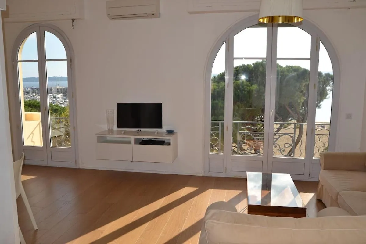 Vue Golfe St Tropez A Ste Maxime Yourhosthelper Sainte-Maxime