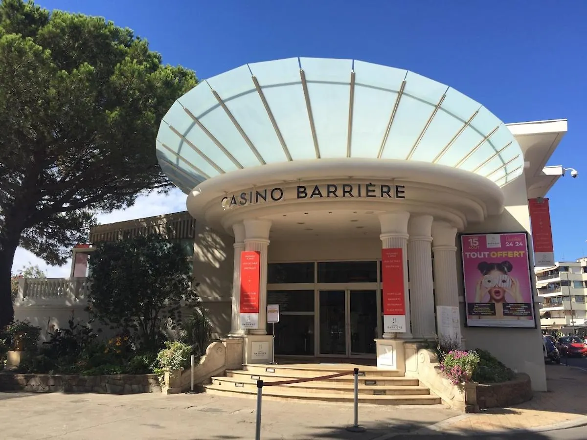 Vue Golfe St Tropez A Ste Maxime Yourhosthelper Sainte-Maxime Apartment